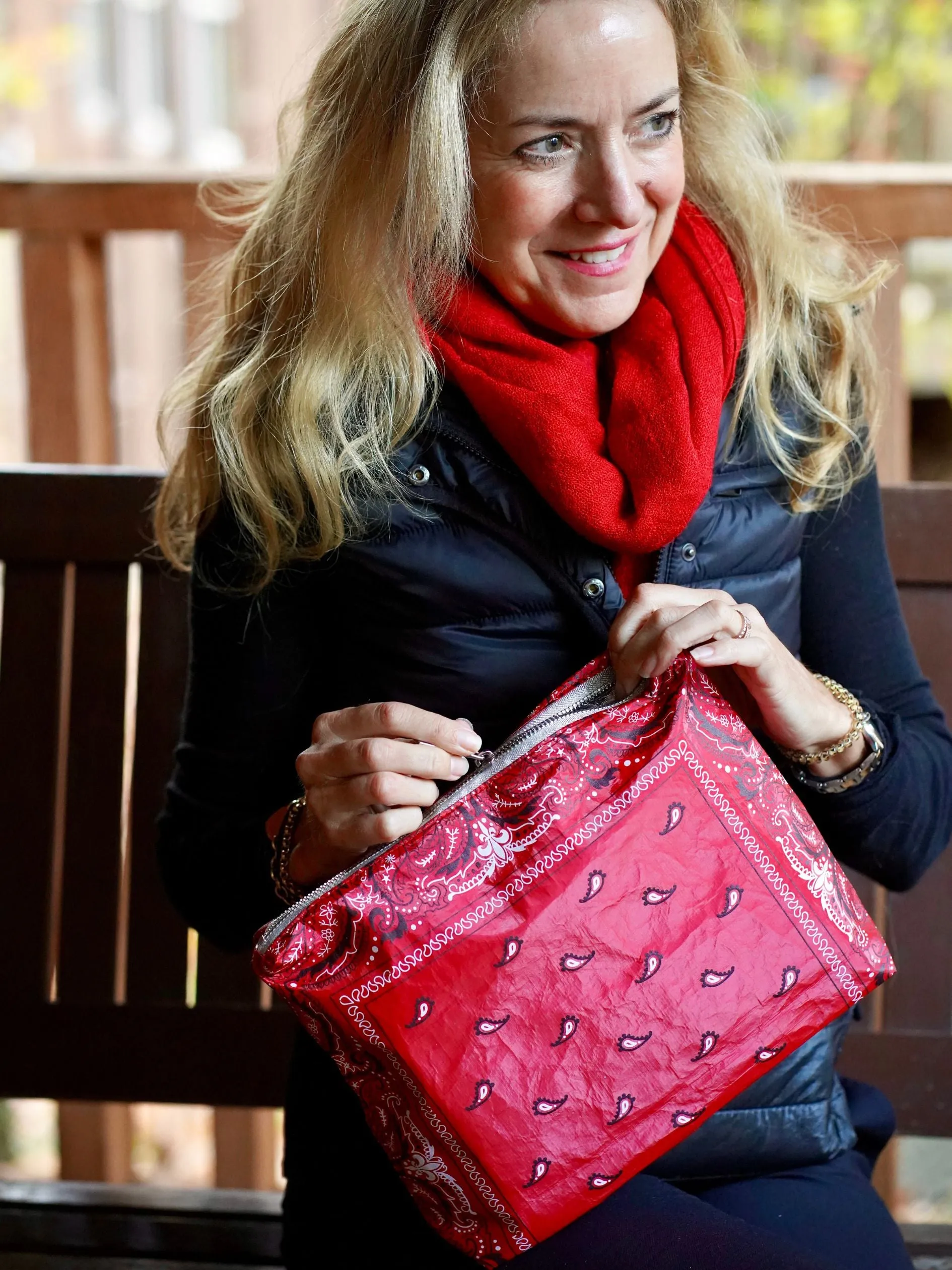 Medium Zipper Pouch - Red Bandana
