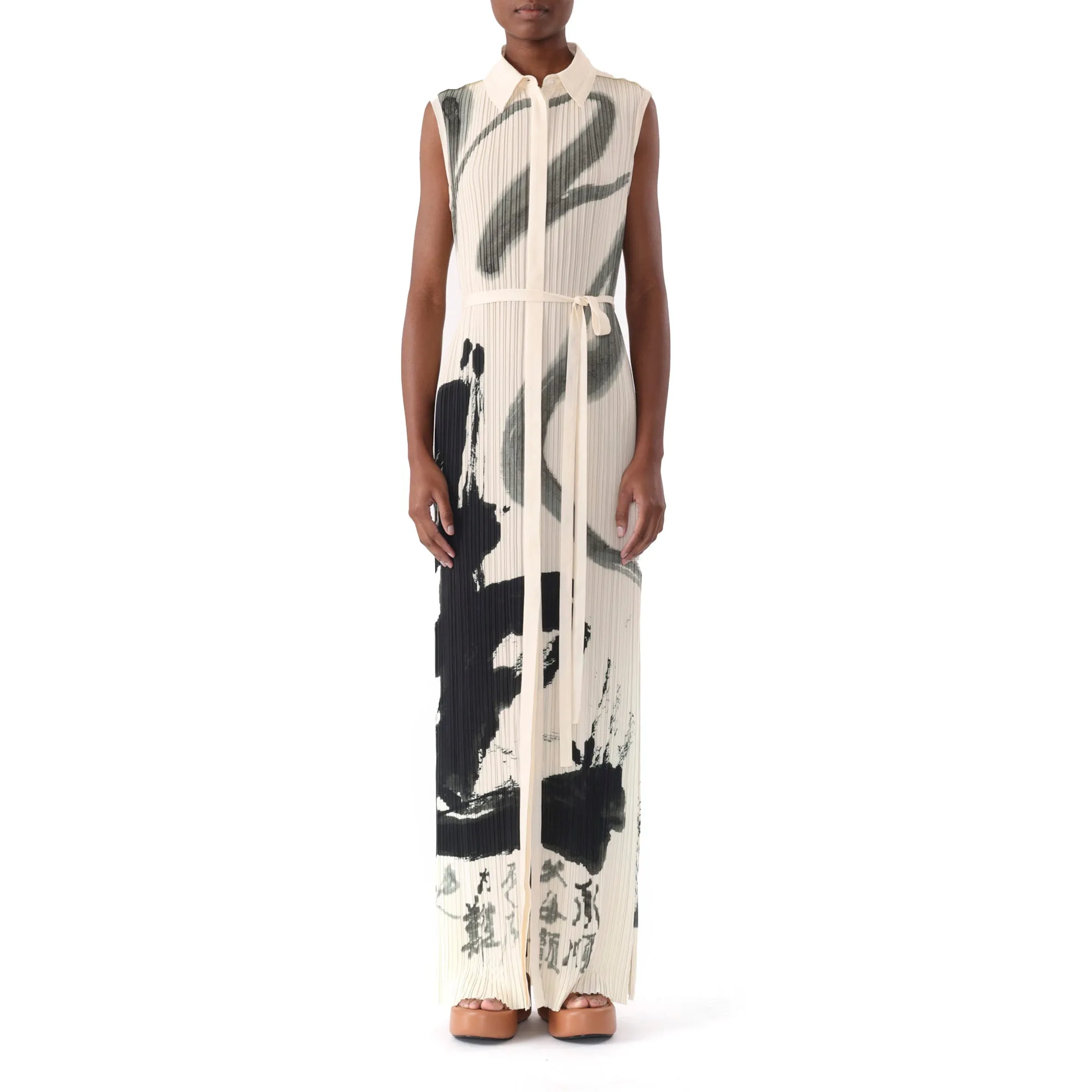 PLEATED SLEEVELESS SHIRTDRESS WITH ARTWORK BY TONG YANG TZE