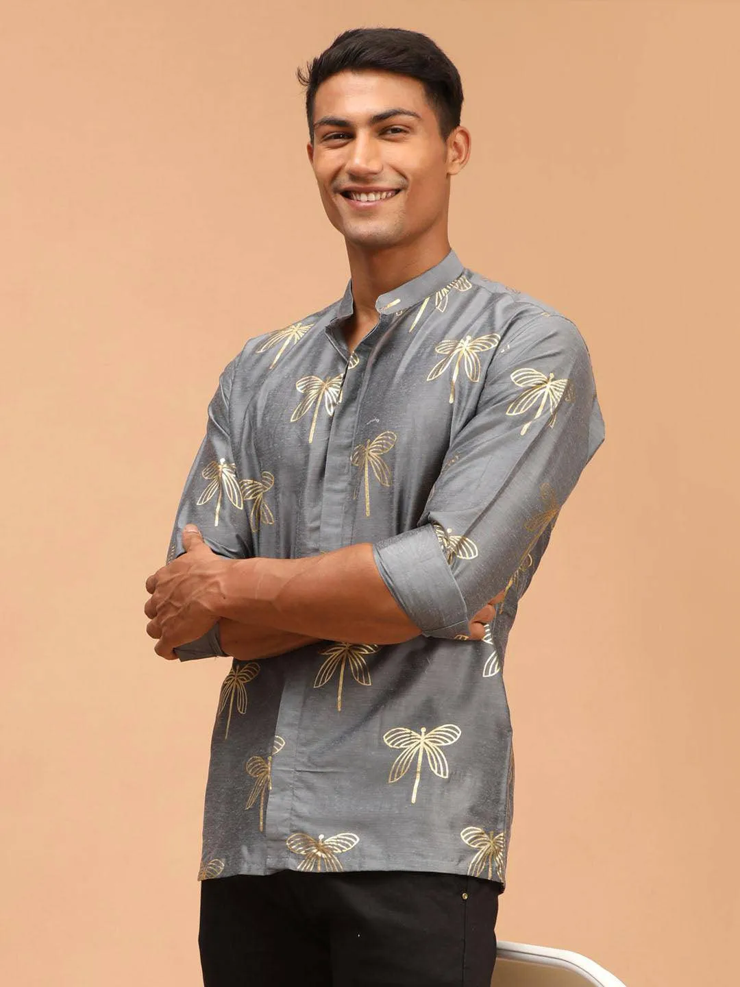 VASTRAMAY Men's Grey Foil Print Shirt